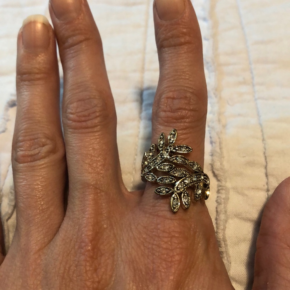 Silver Plated Rhinestone Leaf Ring - image 3